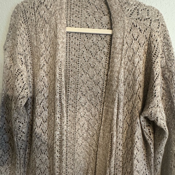 Cozy Beige Long Knit Cardigan. Size Xlg - Picture 2 of 6